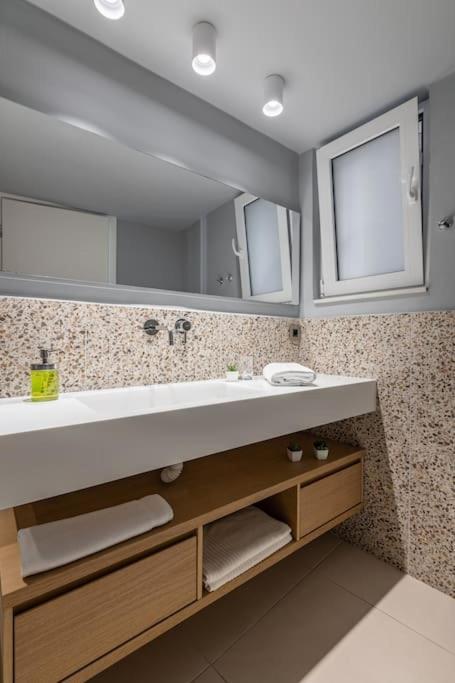 Calm Home Διαμέρισμα Κέντρο Ηρακλείου Iraklio Exterior foto